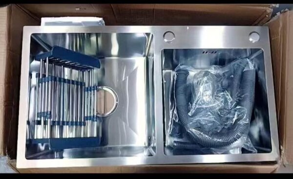 Évier de cuisine en acier inoxydable