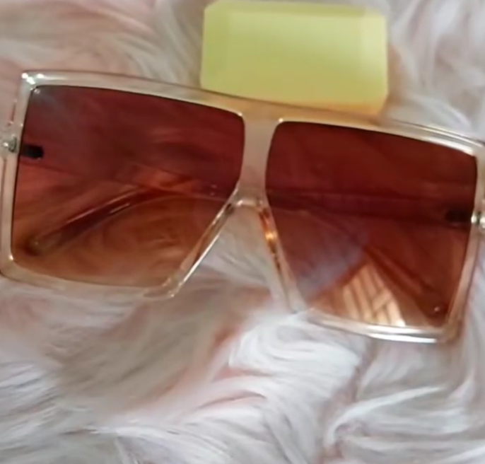 [SUNNIES] available in the color shown.