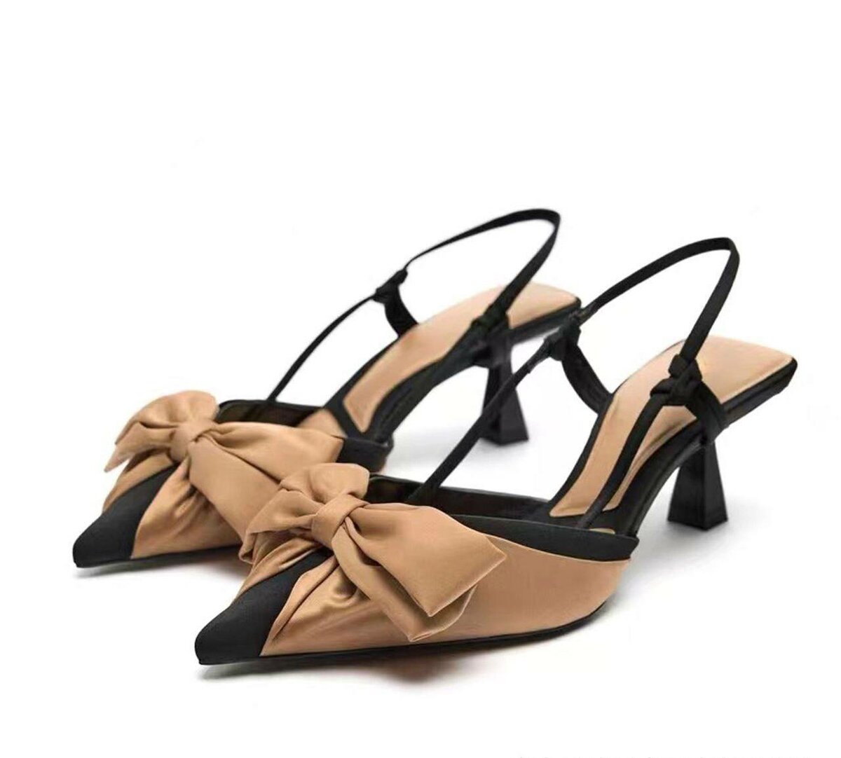 Zara black shoes with beige bow 