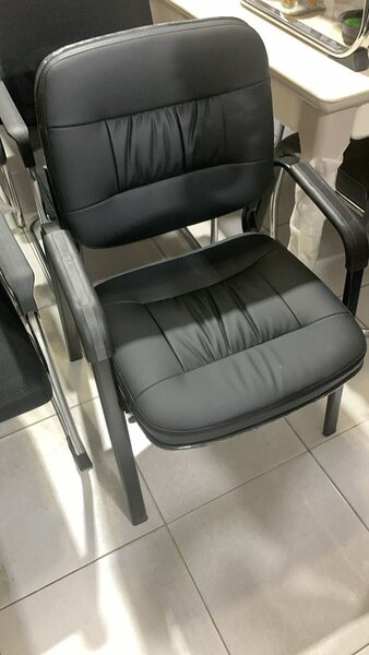 Visitors chair