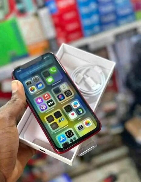 iPhone XR Rouge Débloqué