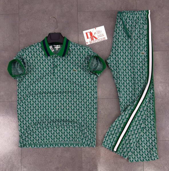 Ensemble polo et l'accoste