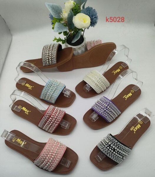 Ladies slippers
