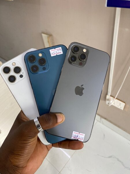 iPhone 12 Pro Max