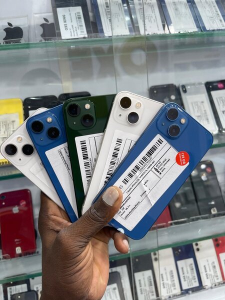 iPhone 13 simple 128 giga
