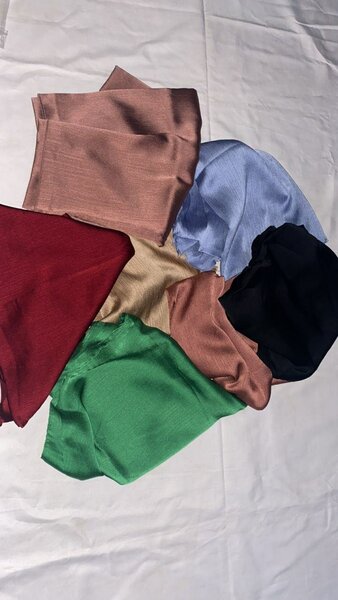 Satin veil/Hijab