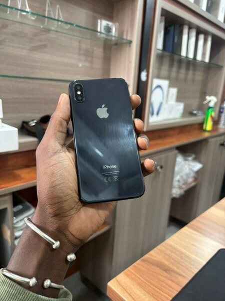 iPhone X 64giga casineuf sans Face ID
