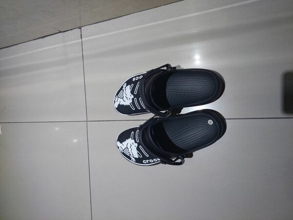 Crocodile crocs