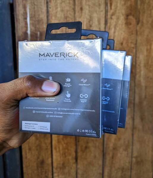 Maverick Z1 buds