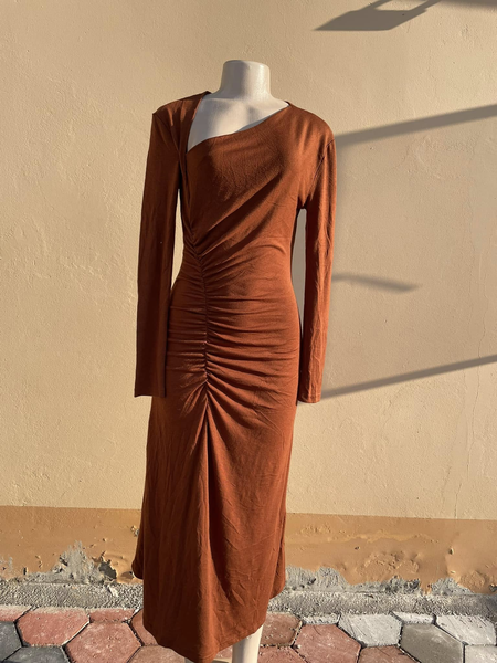 Dress brun