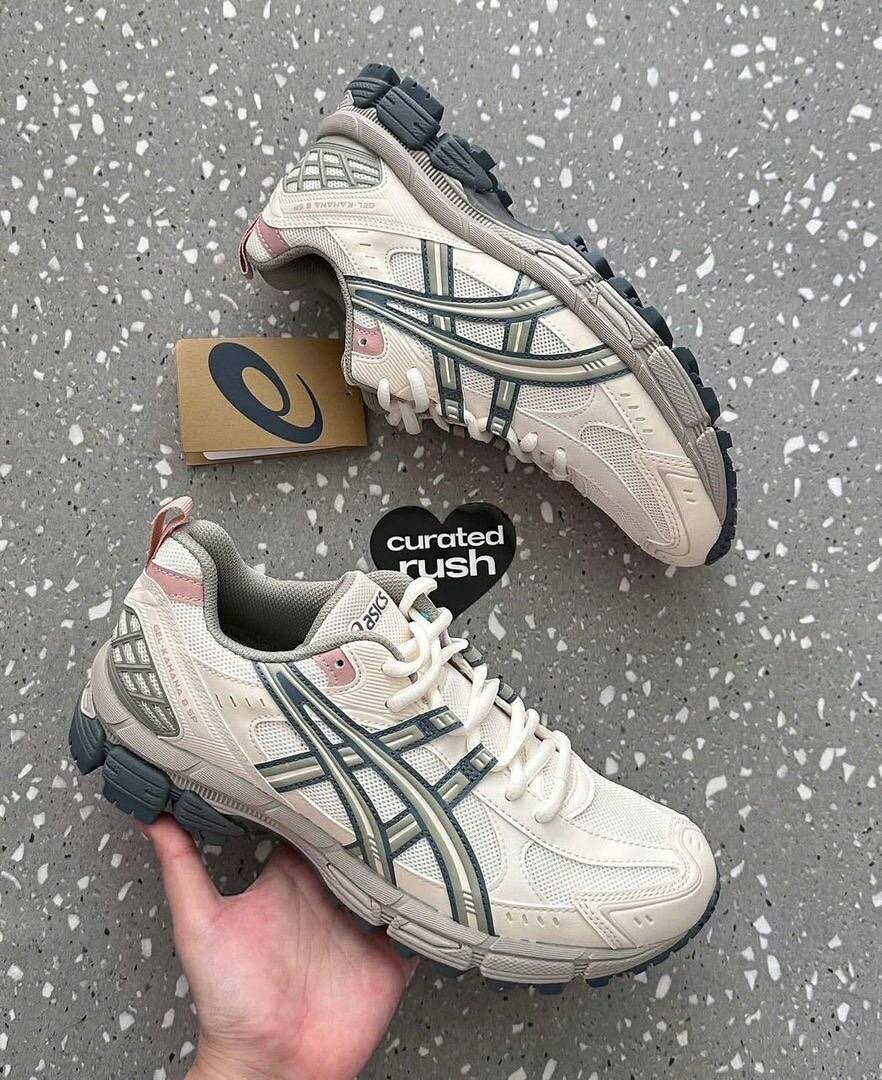 Chaussures de course Asics