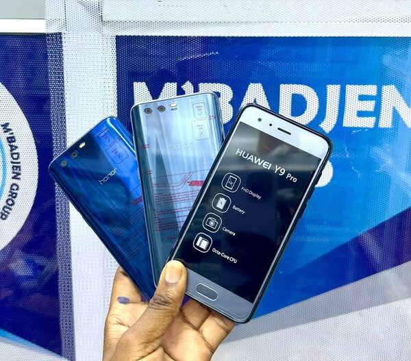 Smartphones Huawei et Oppo