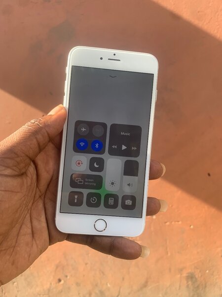 iPhone 6plus 64gb