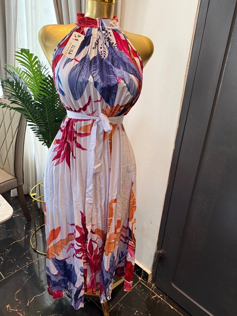 Maxi dress
