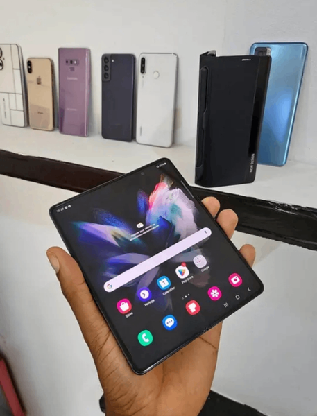 Samsung Z fold 4