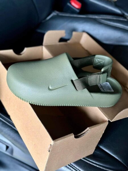Crocs Nike
