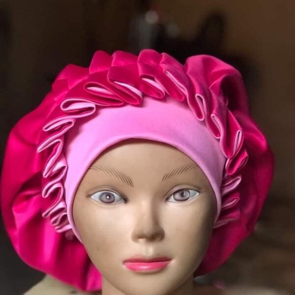 Bonnet en satin Double face