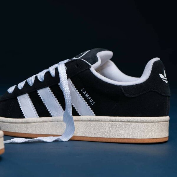 Adidas campus