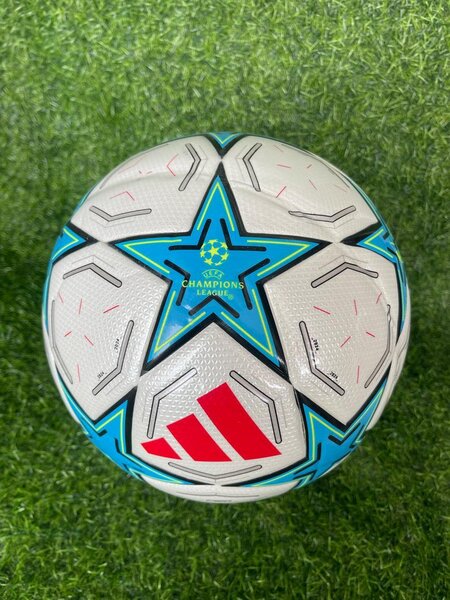 FOOTBALLS