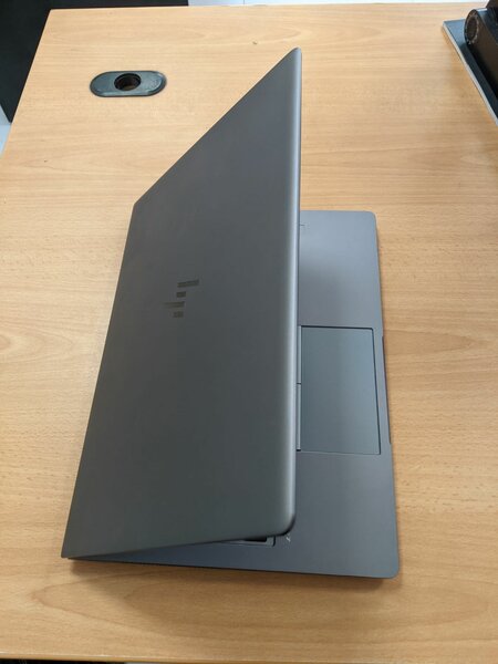 *HP Zbook 14U G5 14
