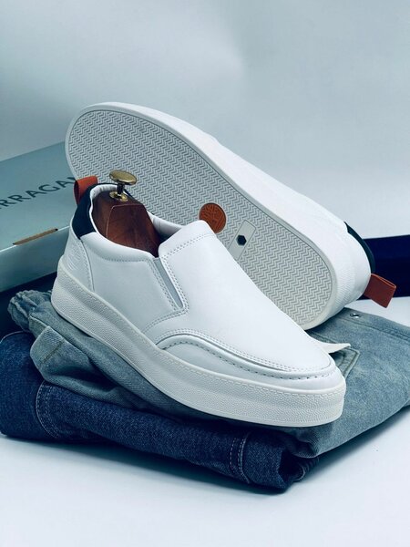 Foot wear