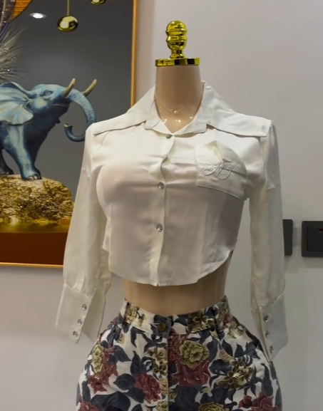 Blusa white