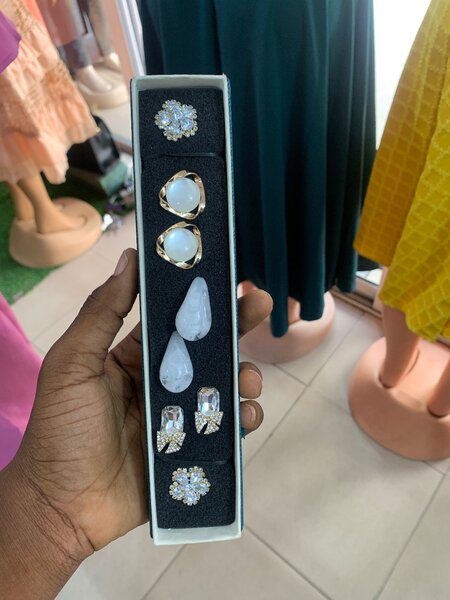 Set of earrings