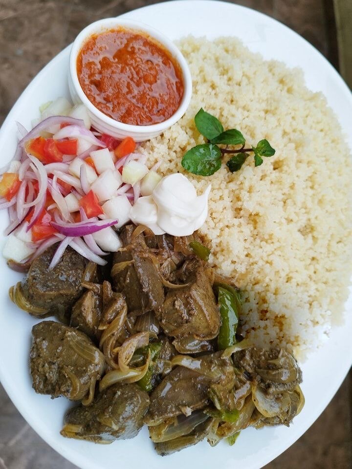 rognons sautés  et attieke