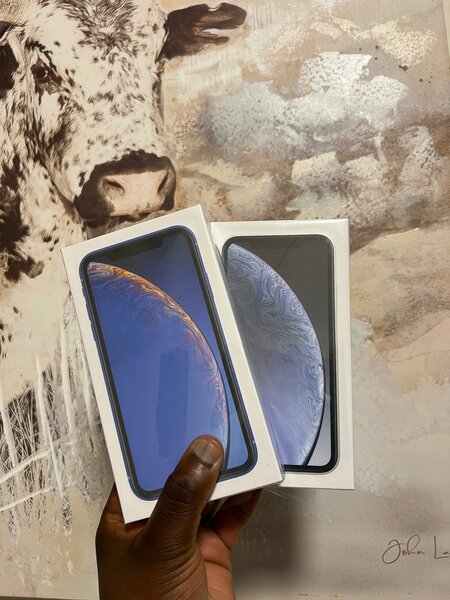 iPhone XR