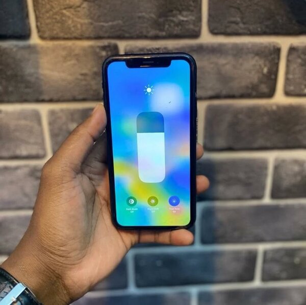 iPhone XR