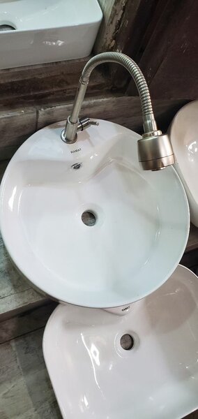 Wash hand basin