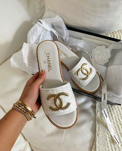 Flip flops