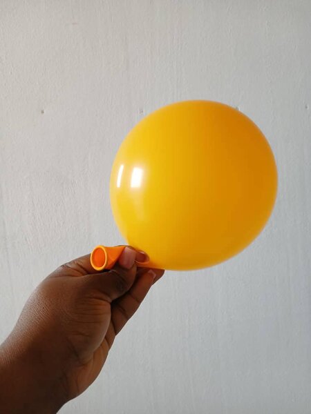 100 ballons