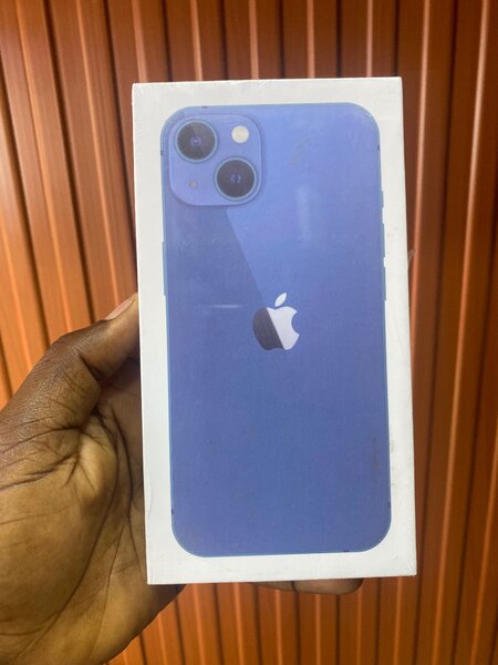 iPhone 13
