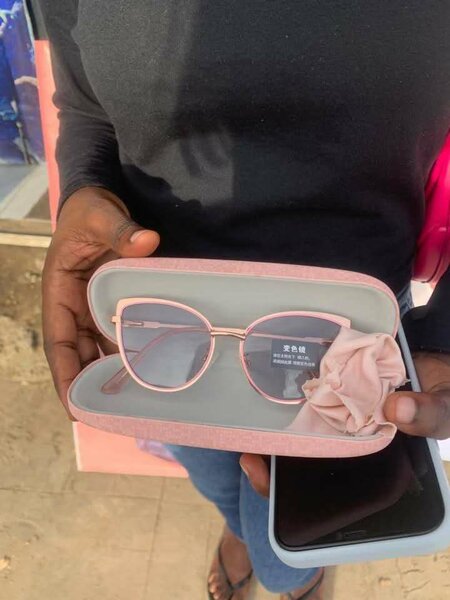 Colourmatic glasses