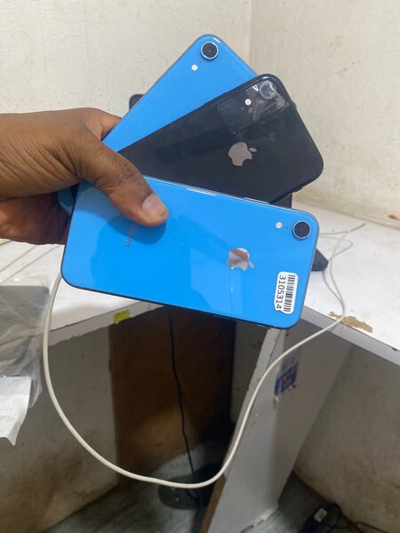 iPhone XR/64g