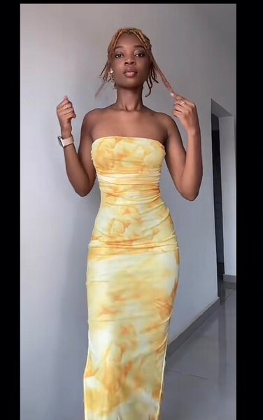 Longue robe plaquer