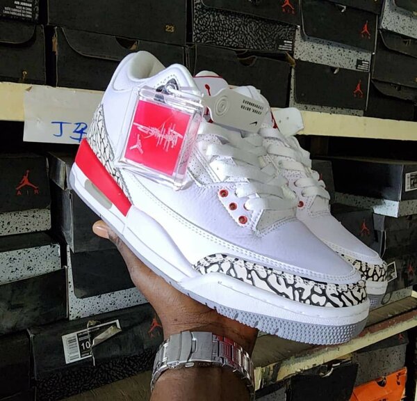 J3 kicks