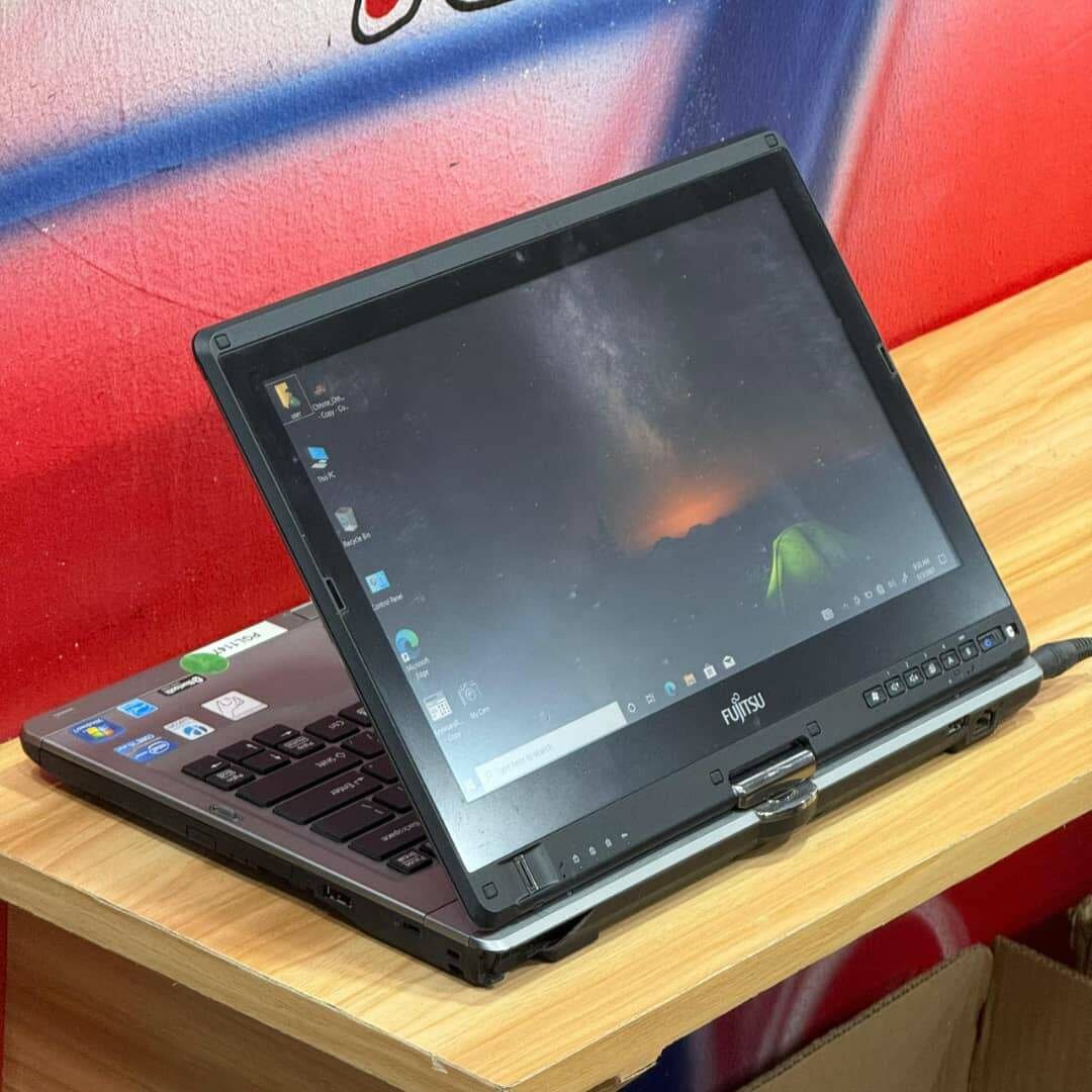 FUJITSU T902
