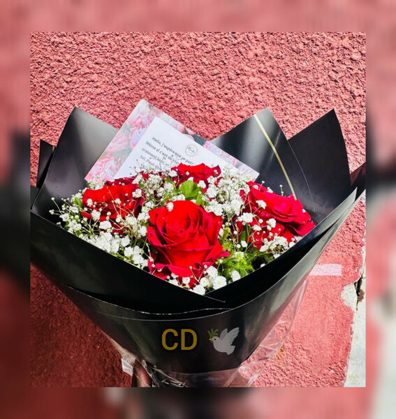 Bouquet de roses rouges élégantes