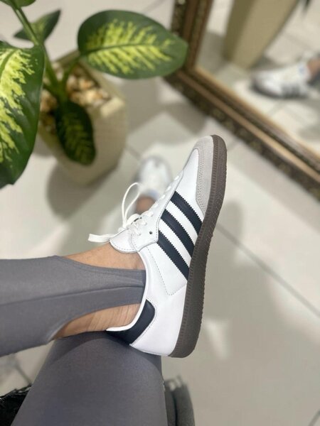 Baskets blanches classiques