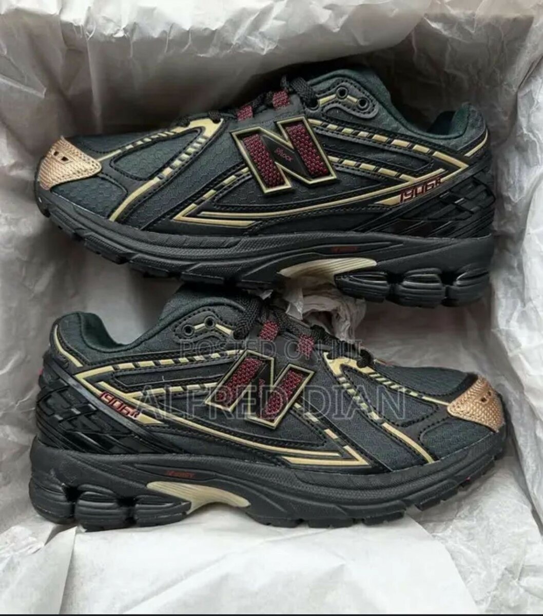 NEW BALANCE 530