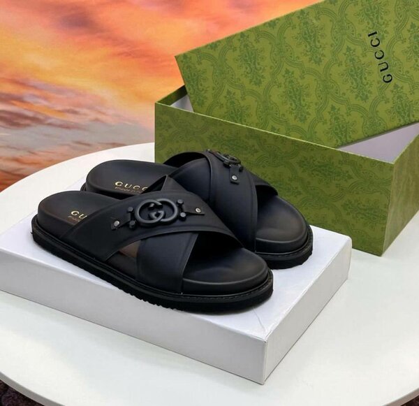 Fashion slippers
