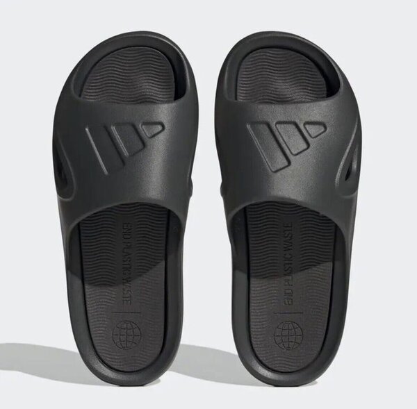 Adidas slide