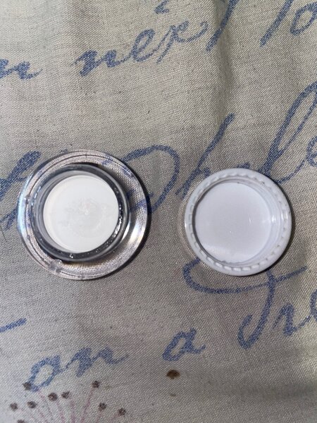 Eye-liner blanc