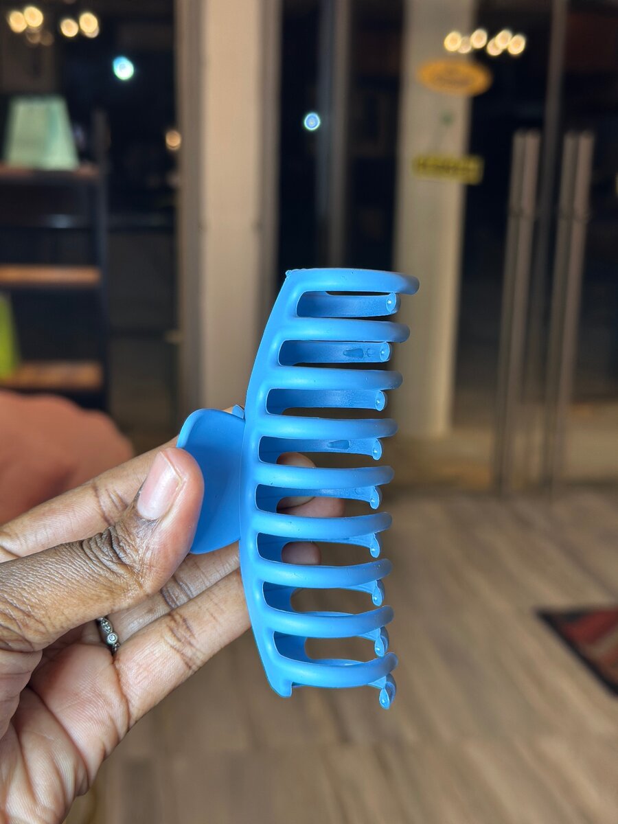 Hair claw