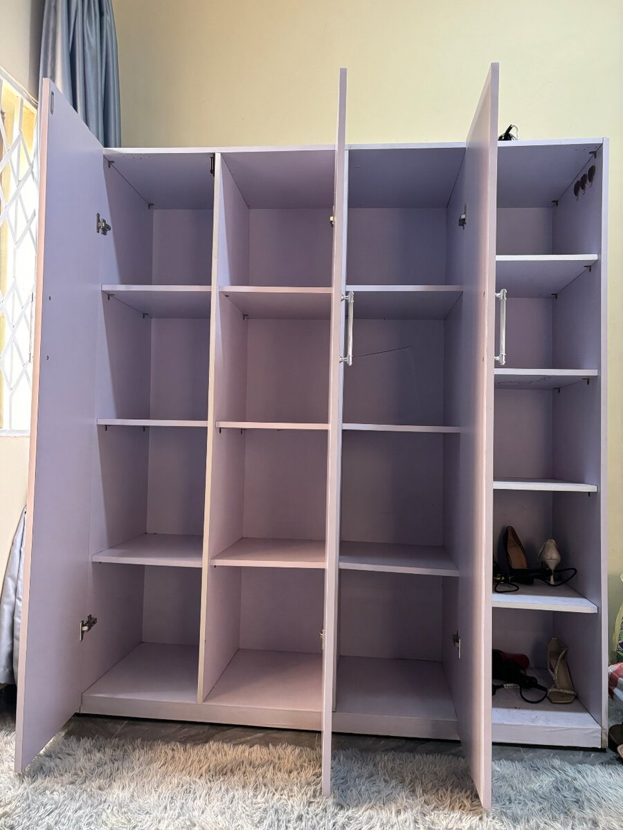 Wardrobe (Madina)