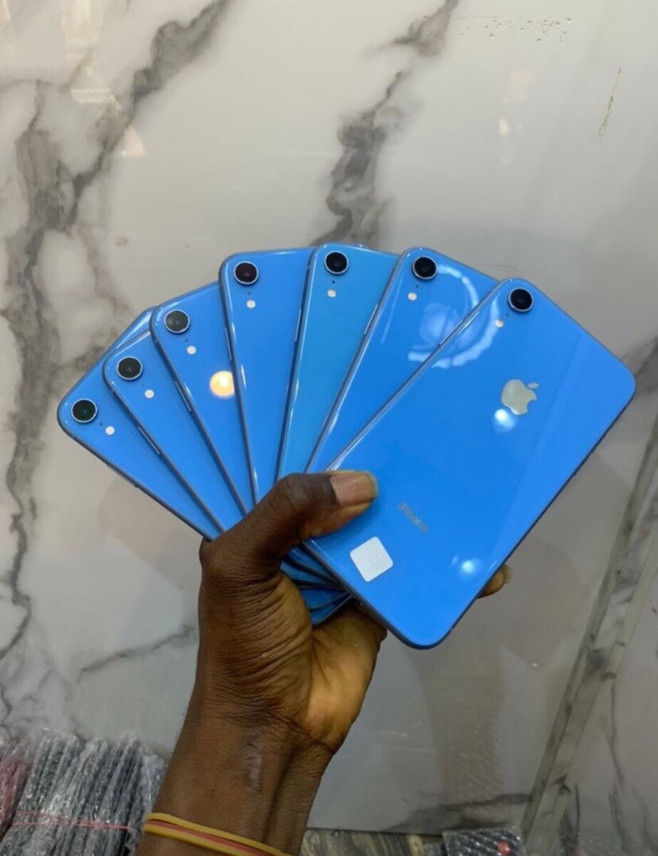 IPHONE XR