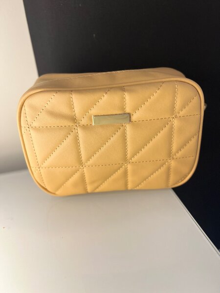 Hand bags
