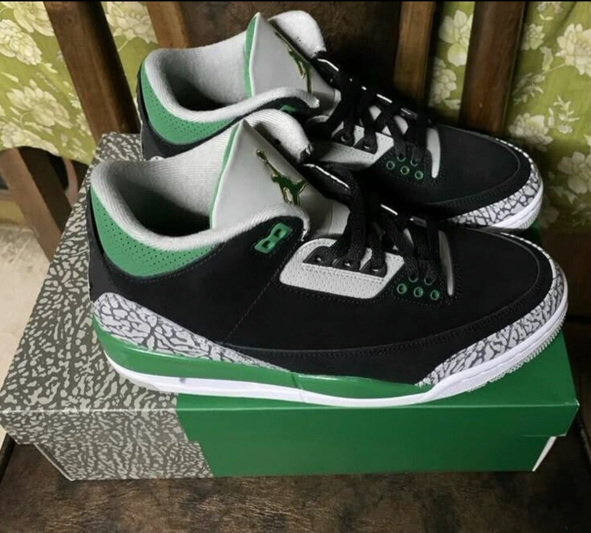 AIR JORDAN 3 RETRO